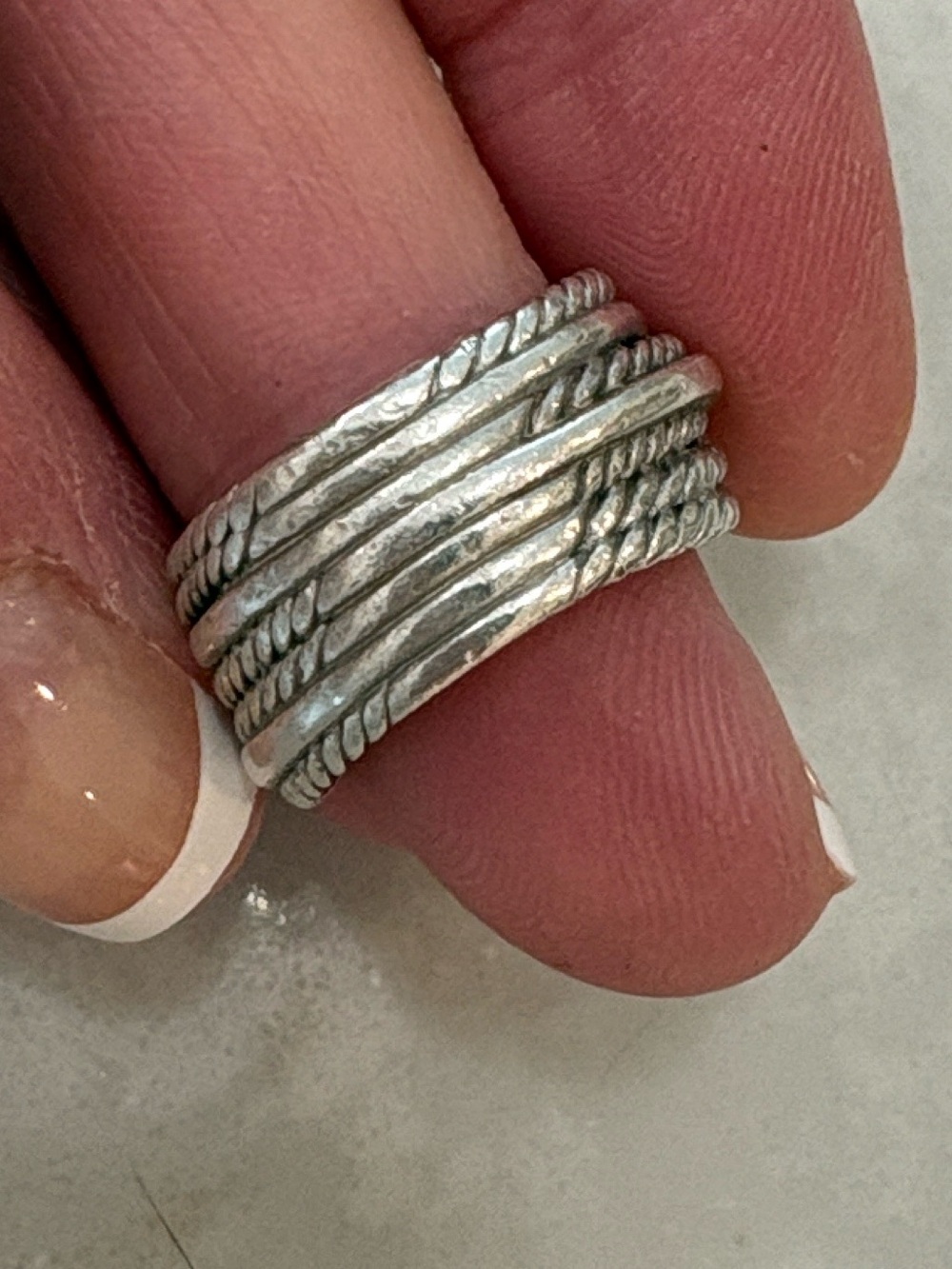 David Yurman twisted ring with diamonds size 5.5 - Picture 2 of 3